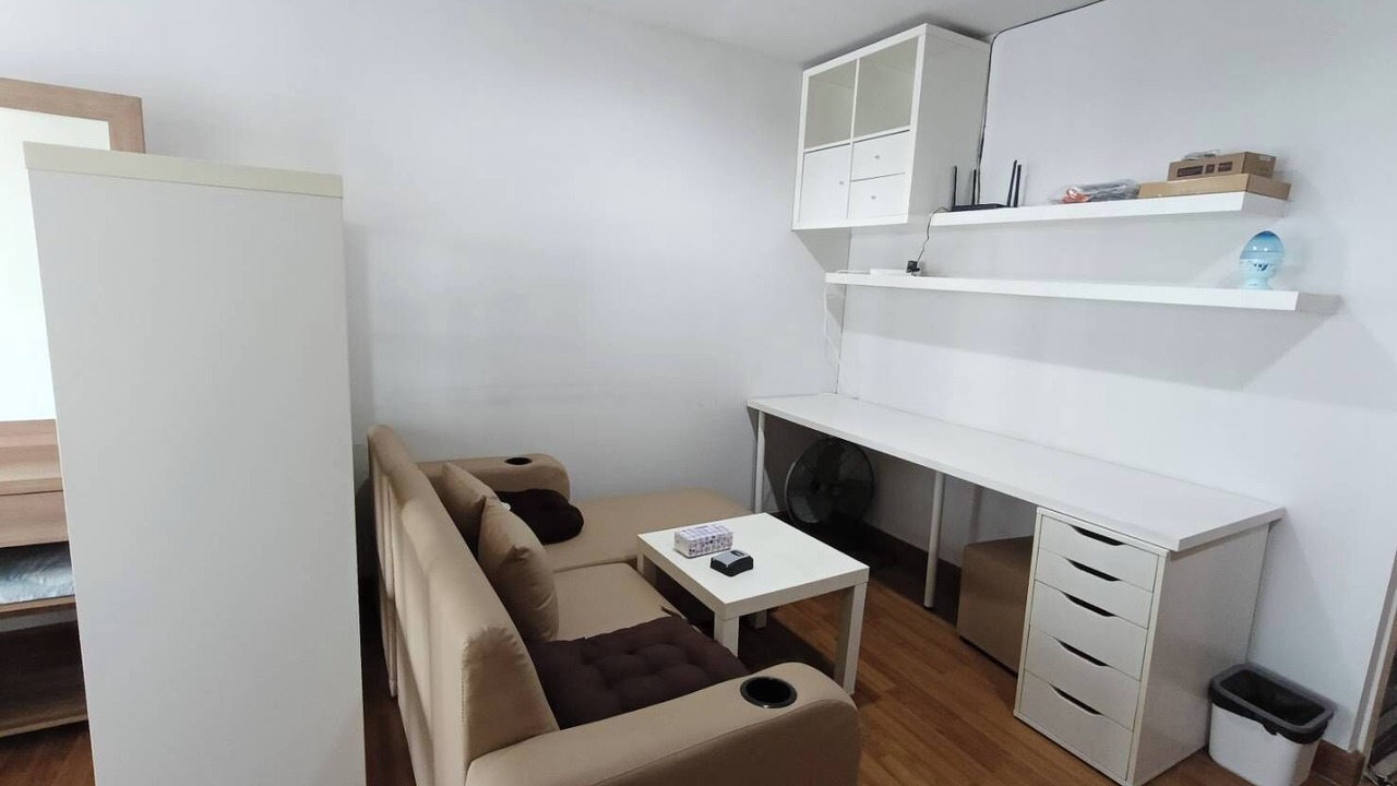 Photo of Livingroom in Anusawari