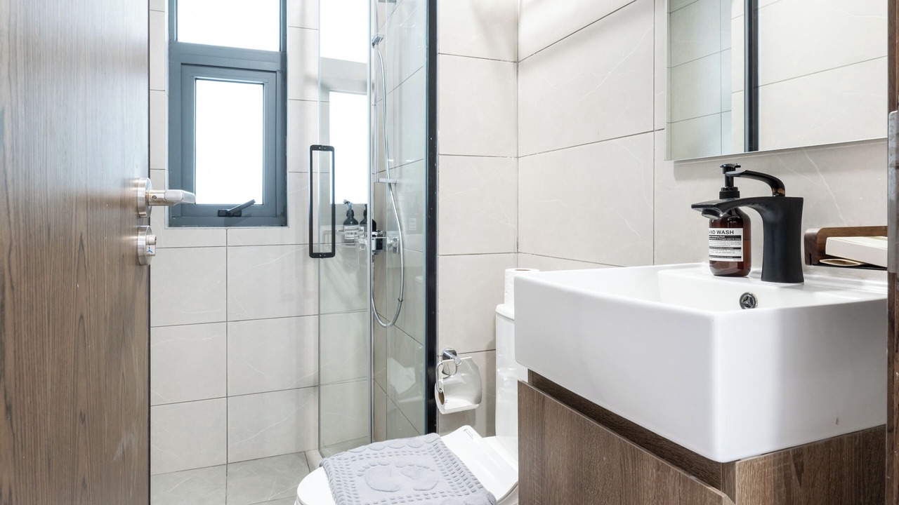 Photo of Bathroom in Mean Chey