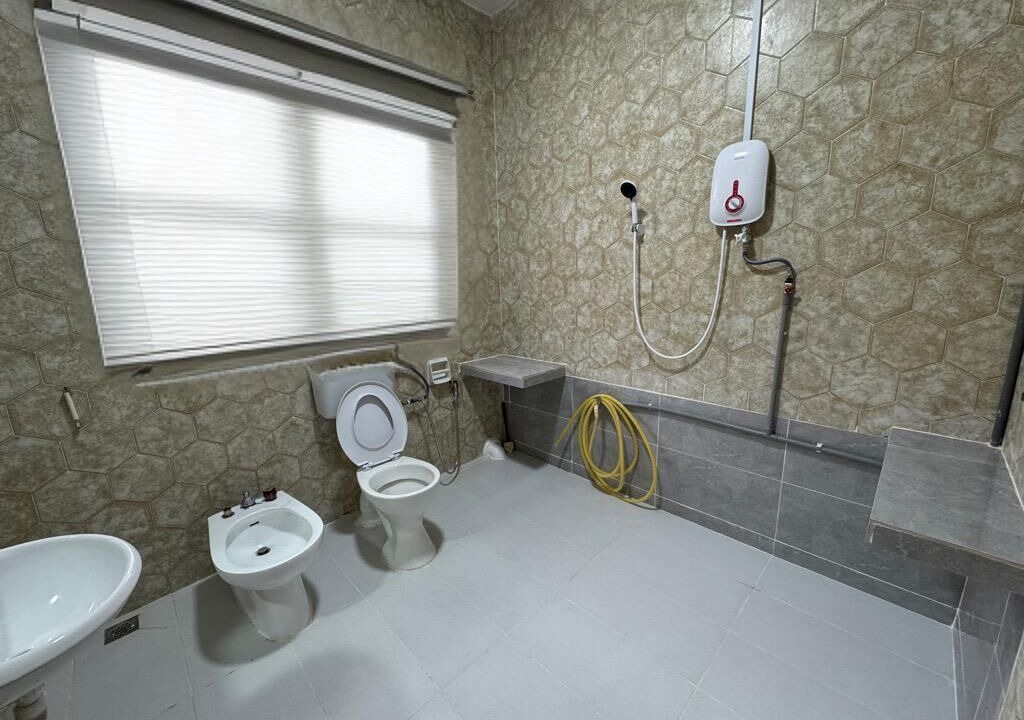 Photo of Bathroom in Batu Ferringhi