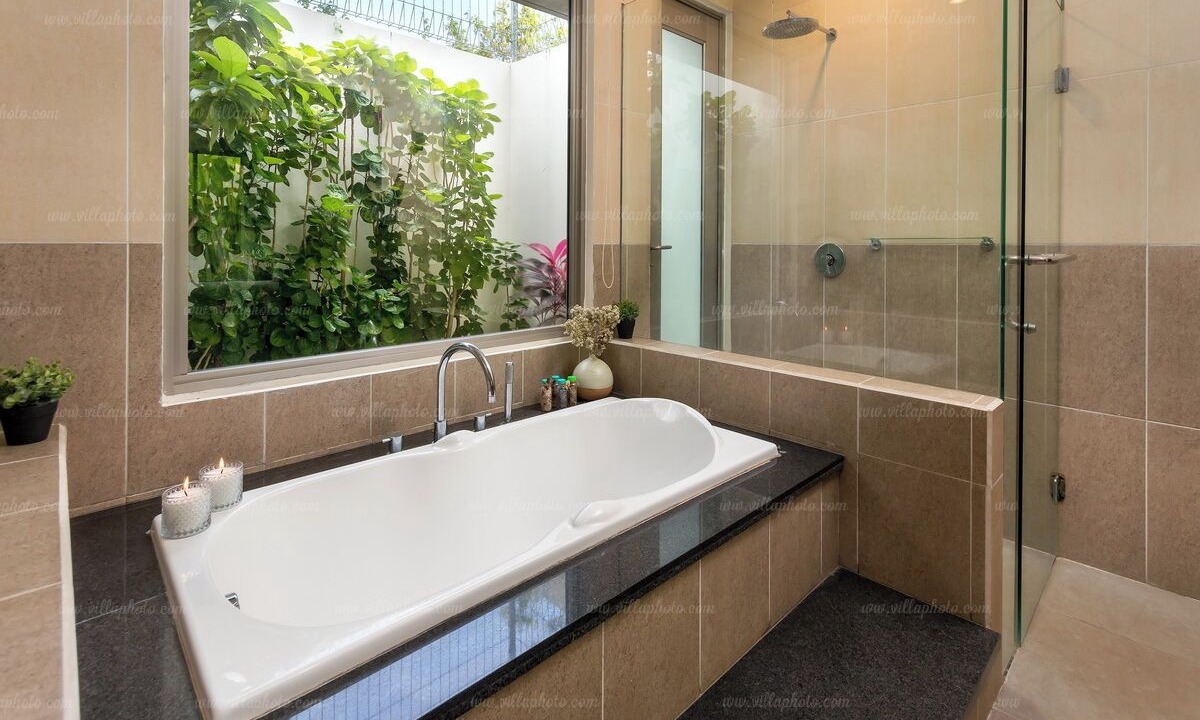 Photo of Bathroom in Mumbul