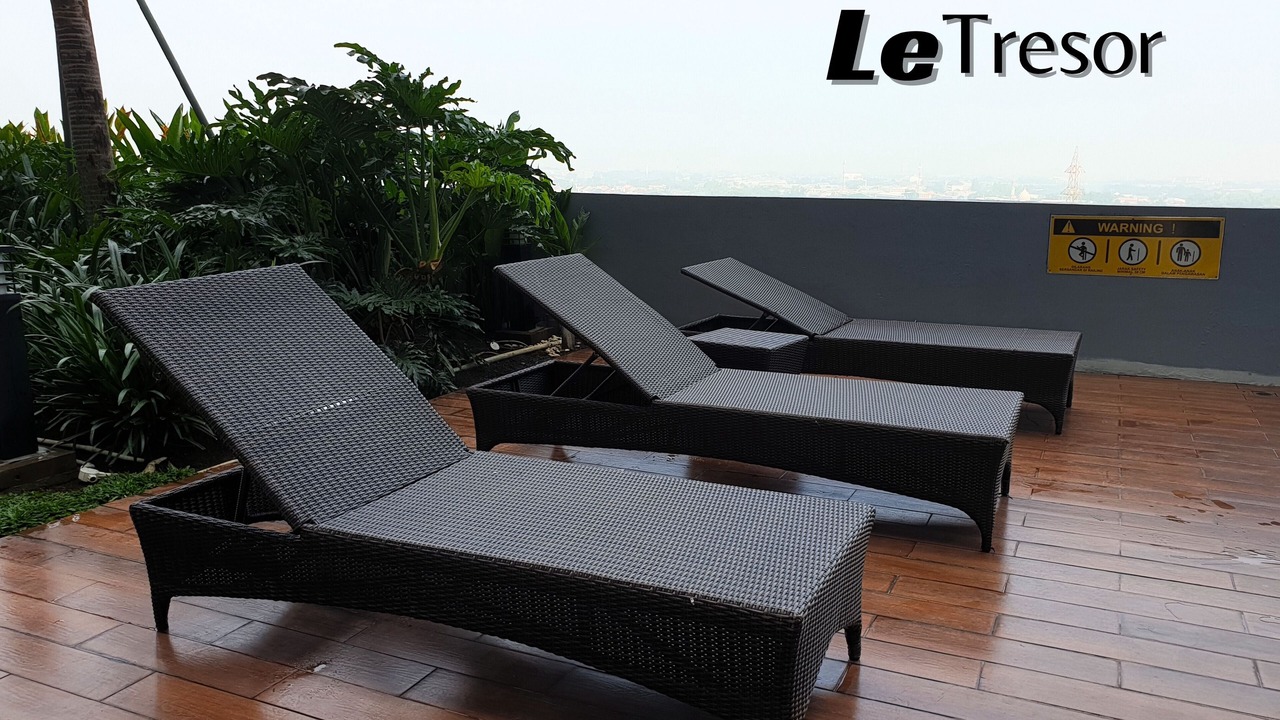 Photo of Patio Balcony in Surabaya
