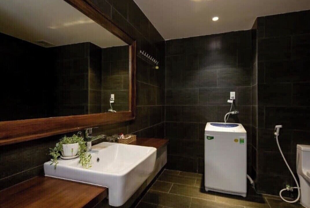 Photo of Bathroom in Phuong 8