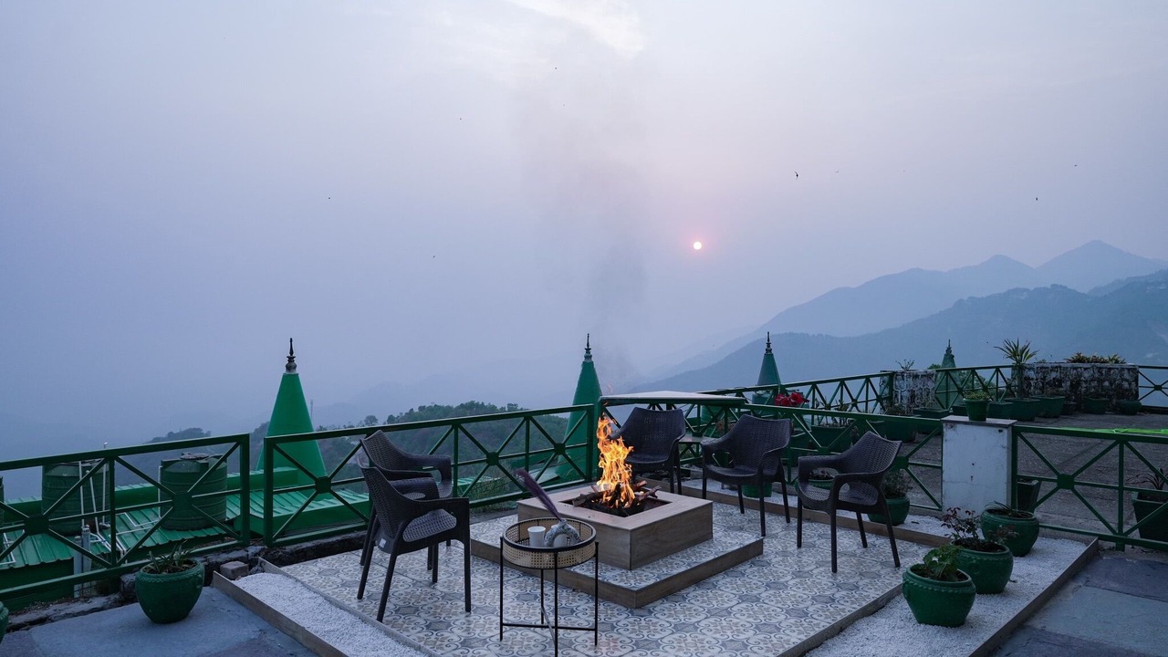 Photo of Patio Balcony in Mussoorie