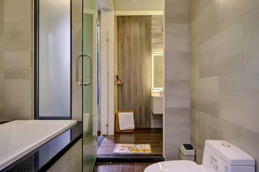 Photo of Bathroom in Ngu Hanh Son