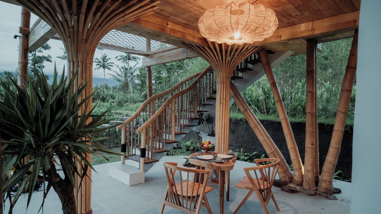 Photo of Outdoor in Selat
