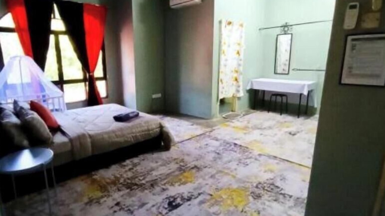 Photo of Bedroom in Kampung Keladi