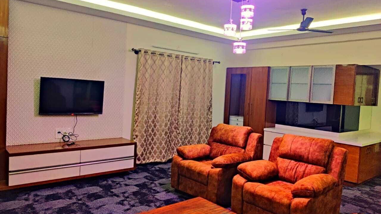 Photo of Livingroom in BTM Layout