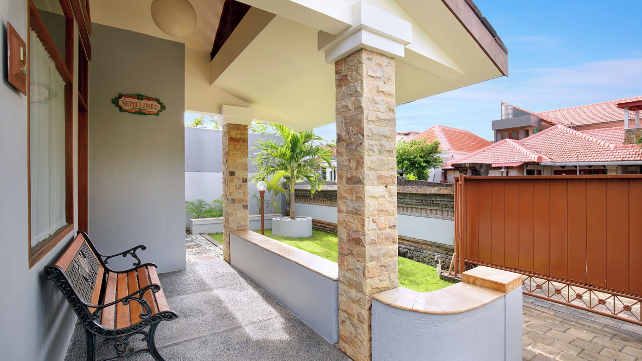 Photo of Patio Balcony in Taman Griya