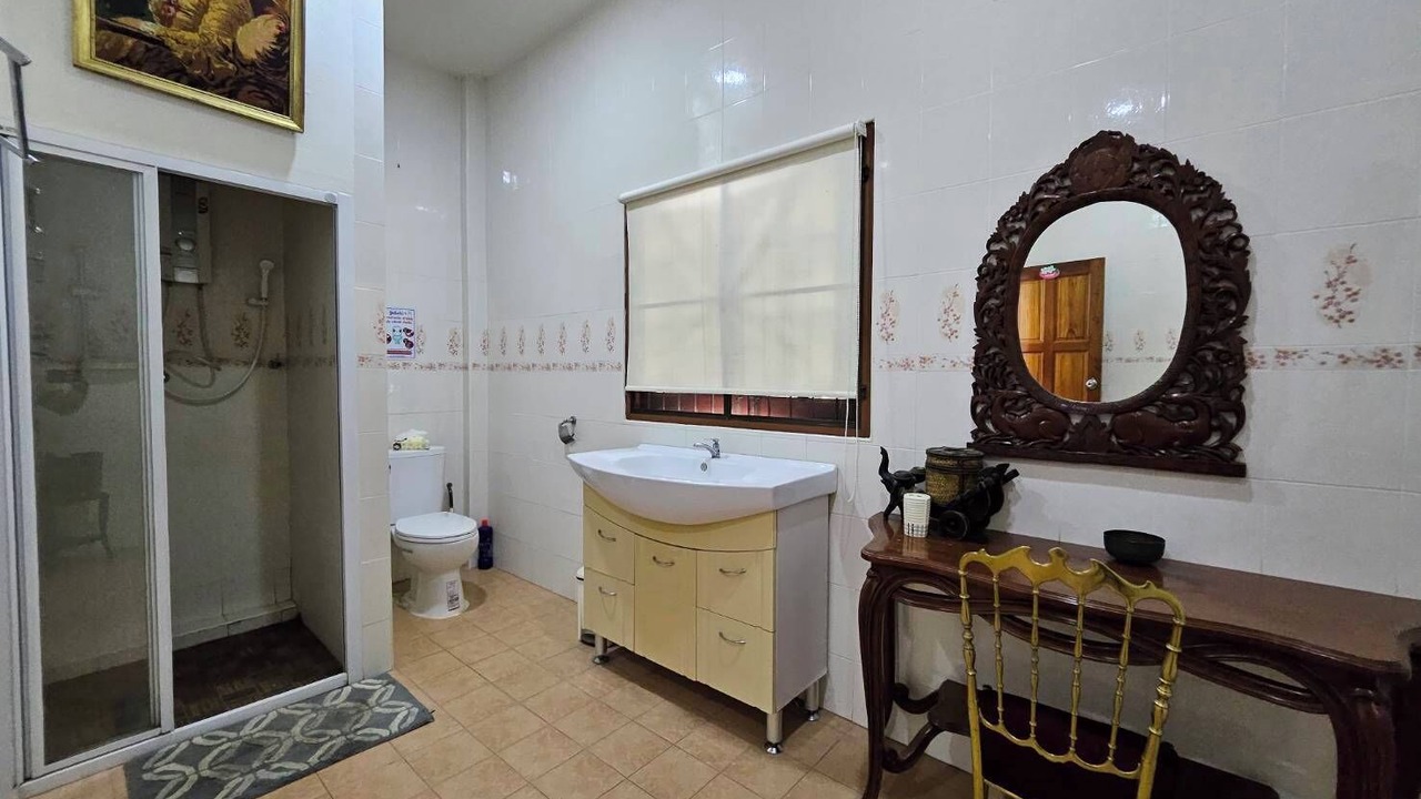 Photo of Bedroom in U Thong