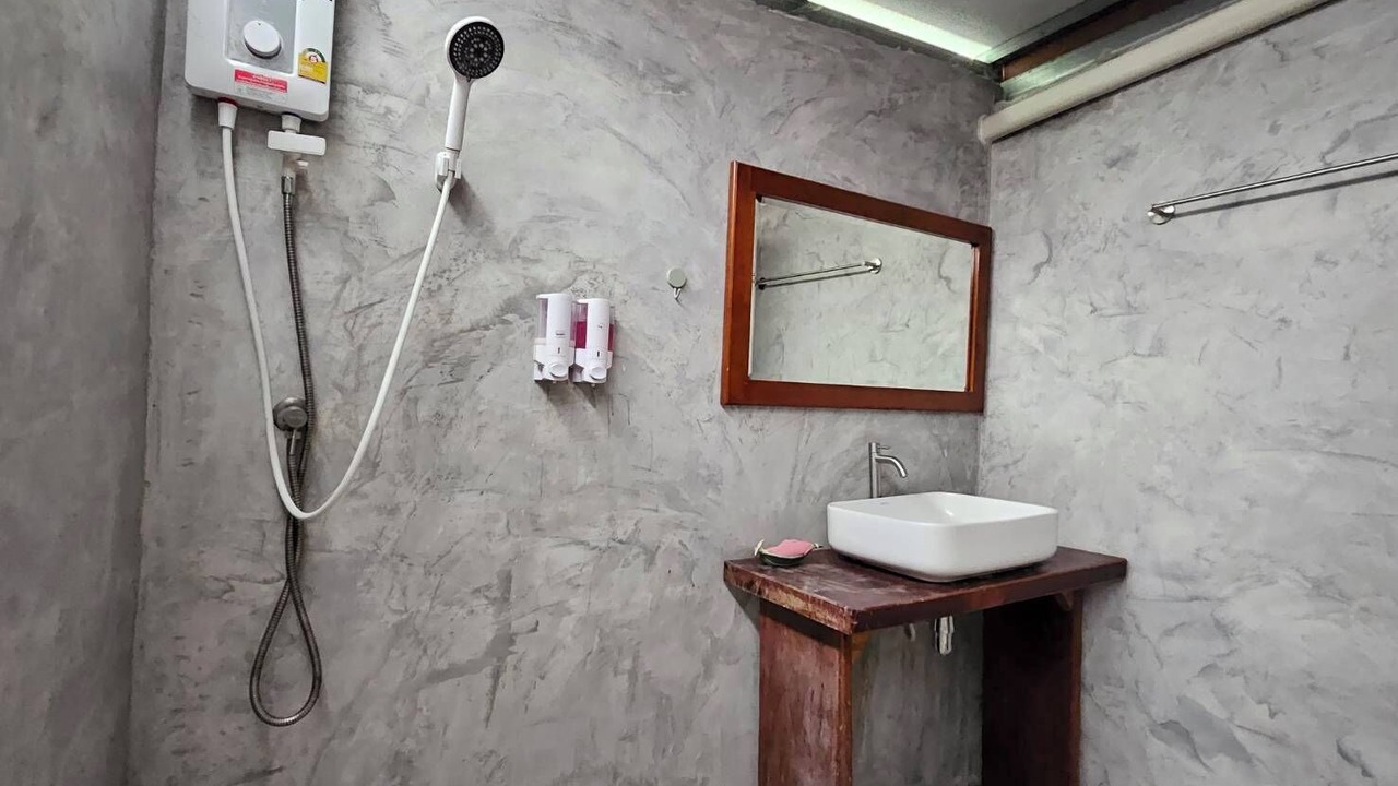 Photo of Bathroom in U Thong