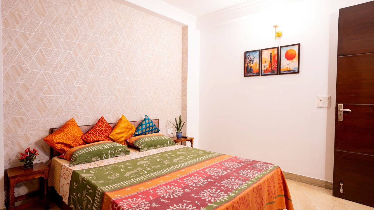 Photo of Bedroom in Kalkaji