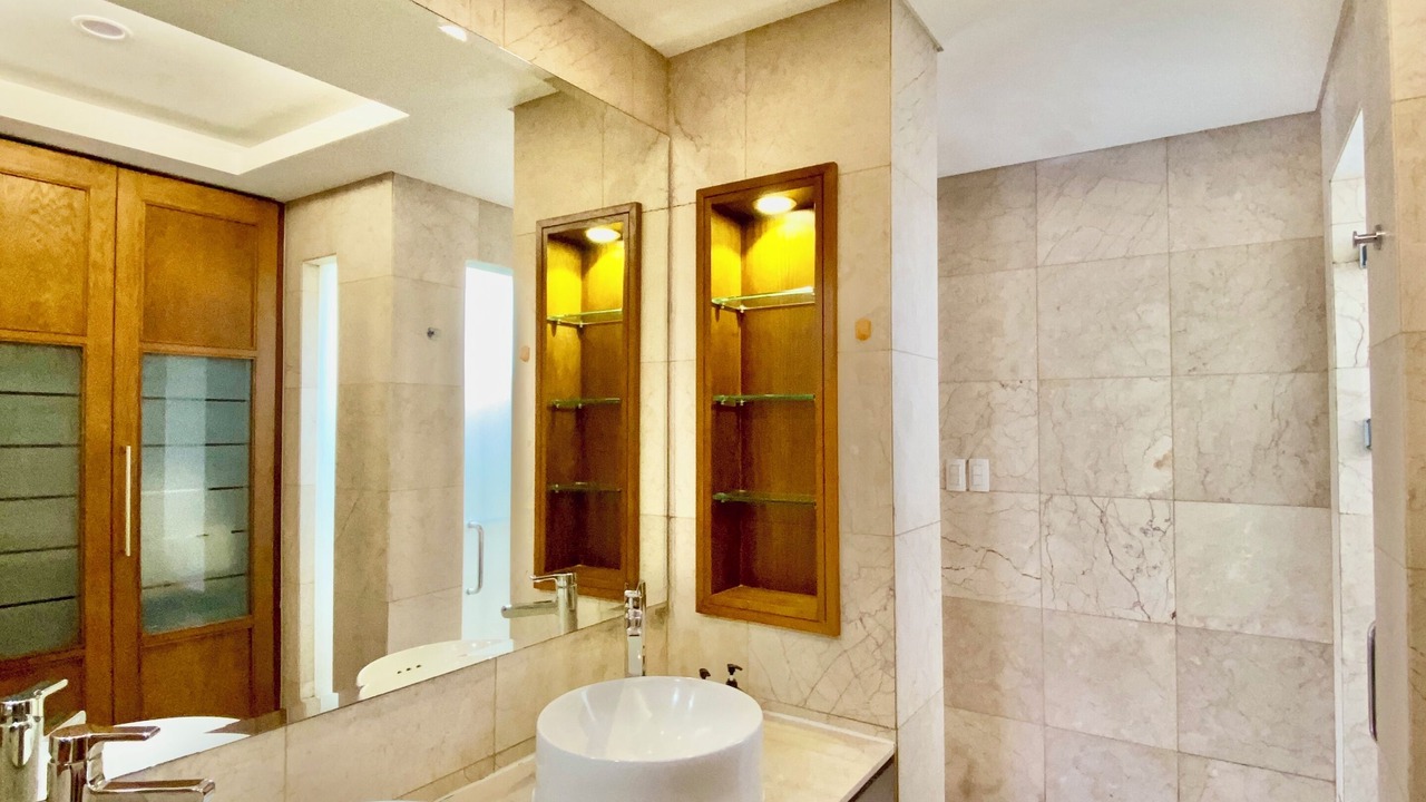 Photo of Bathroom in Ngu Hanh Son