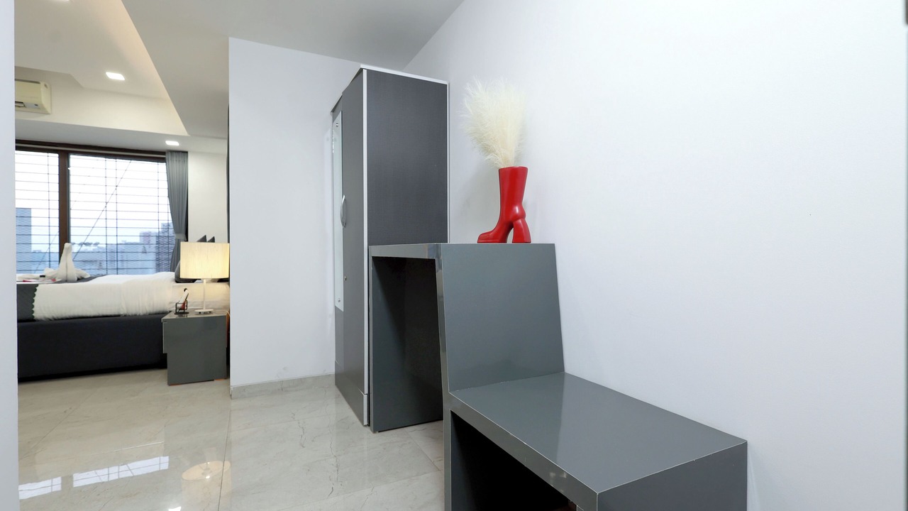 Photo of Bedroom in Malad East