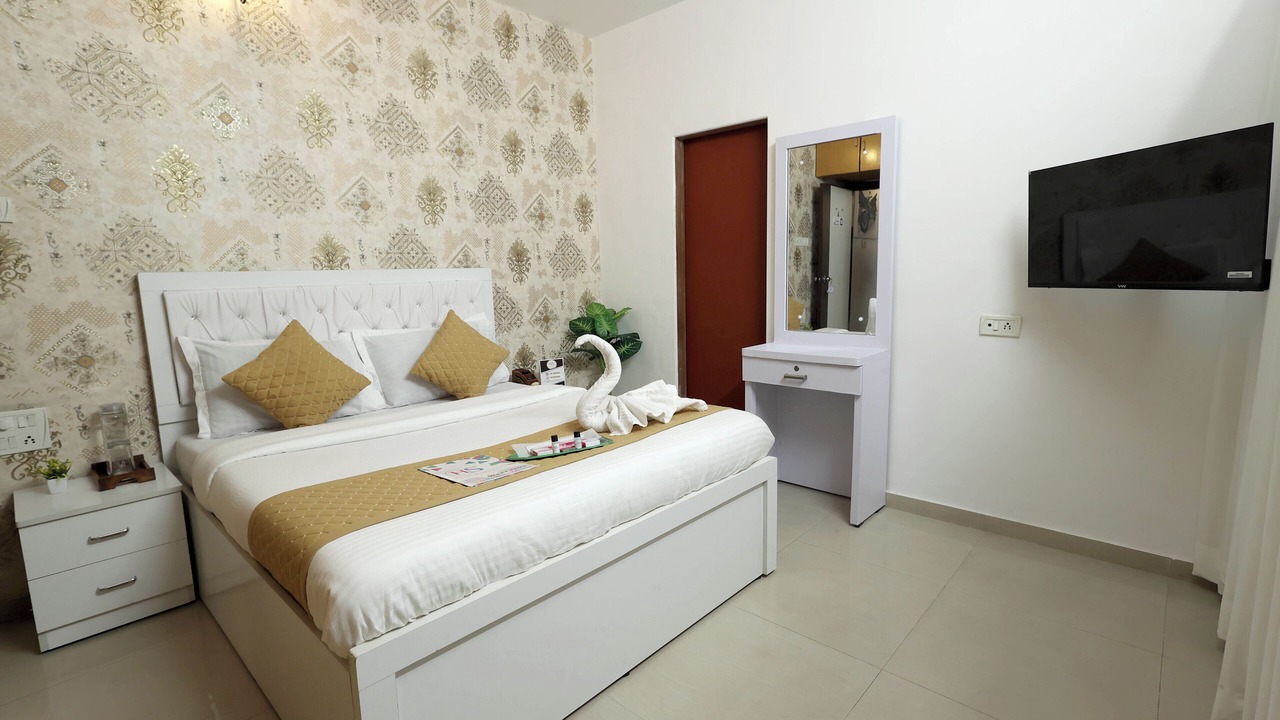 Photo of Bedroom in Powai