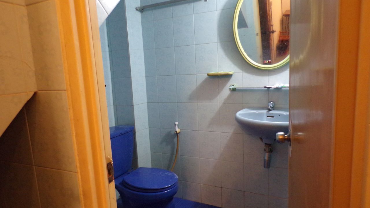 Photo of Bathroom in Chamkar Mon