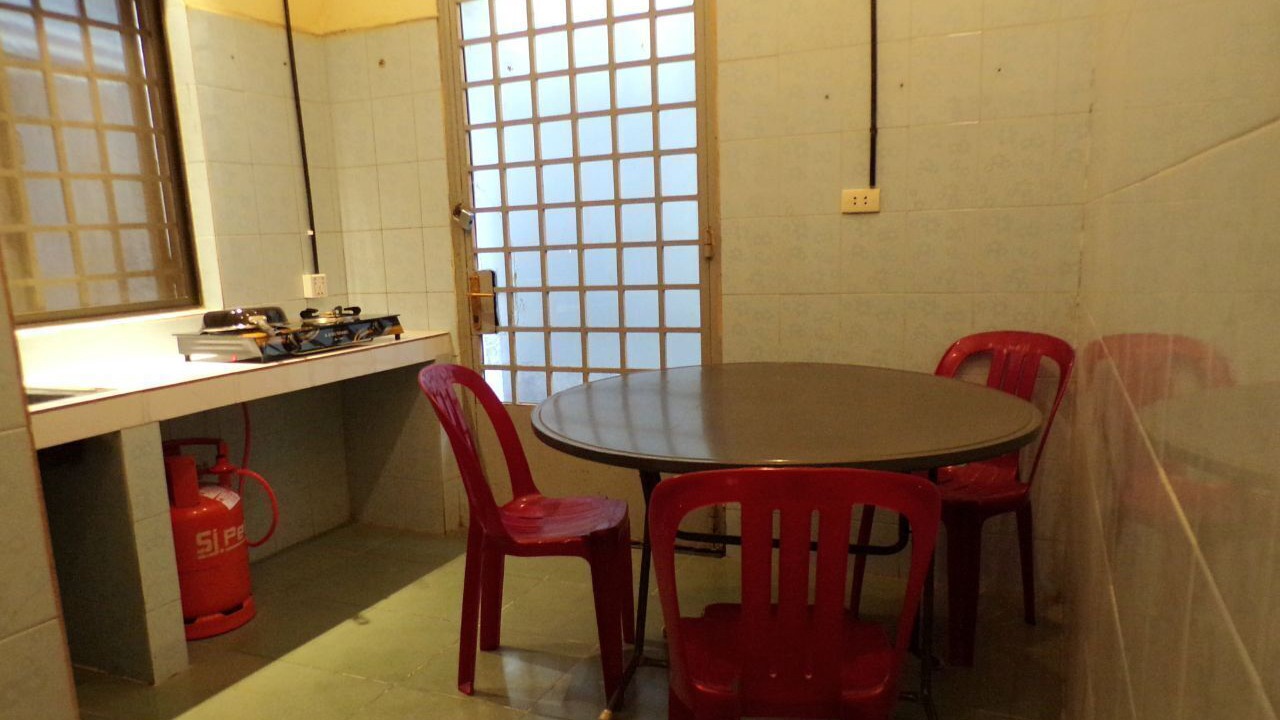 Photo of Kitchen in Chamkar Mon