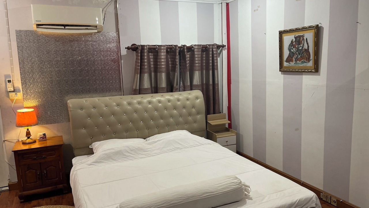 Photo of Bedroom in Khemarak Phoumin