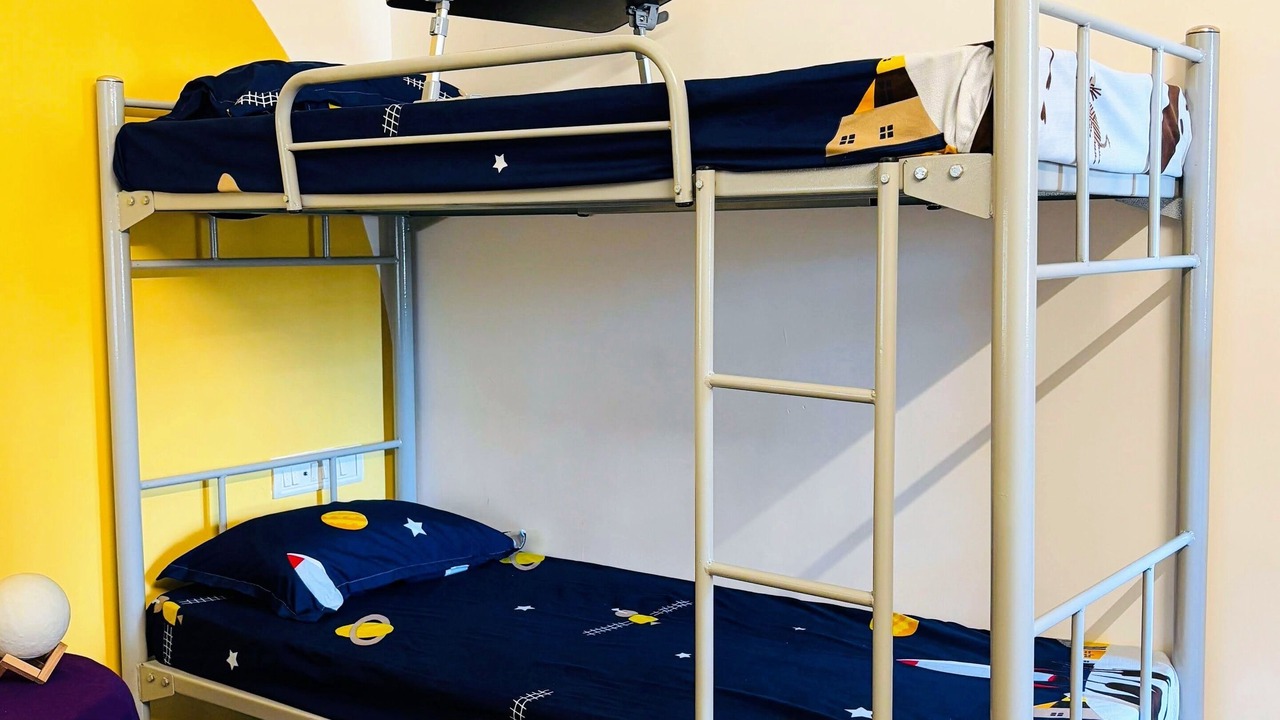 Photo of Bedroom in Arumbakkam