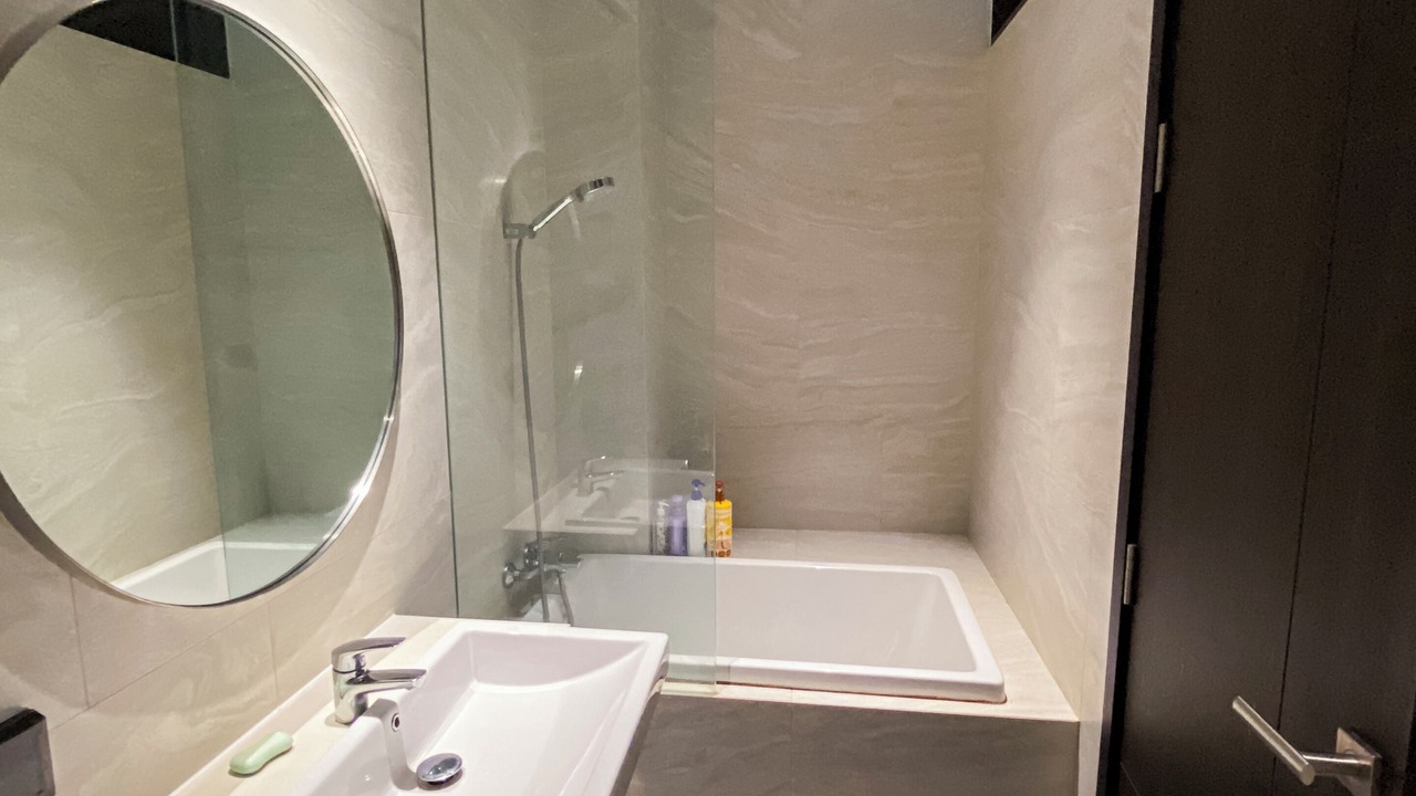 Photo of Bathroom in Ekkamai