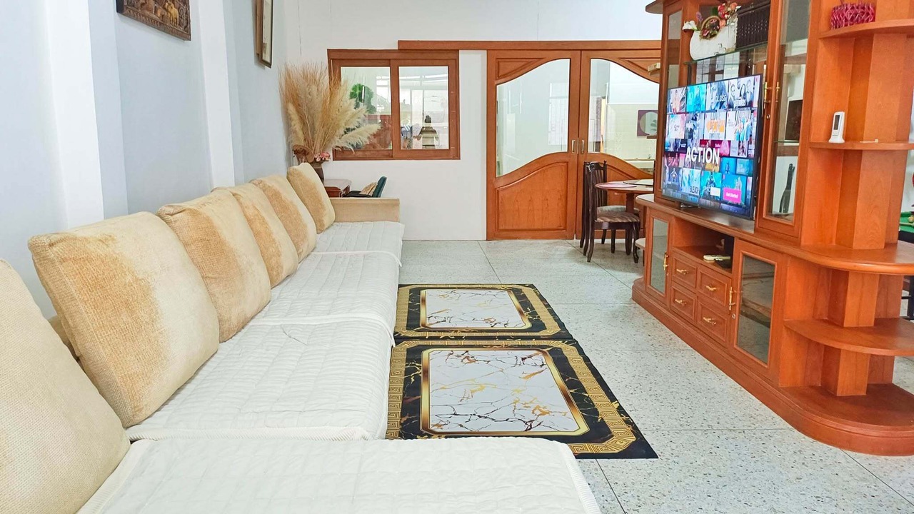 Photo of Livingroom in Phra Khanong