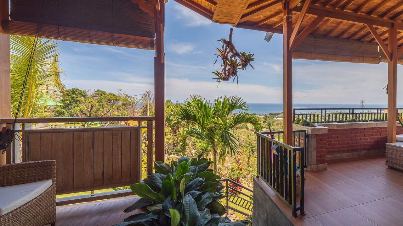 Photo of Patio Balcony in Temukus