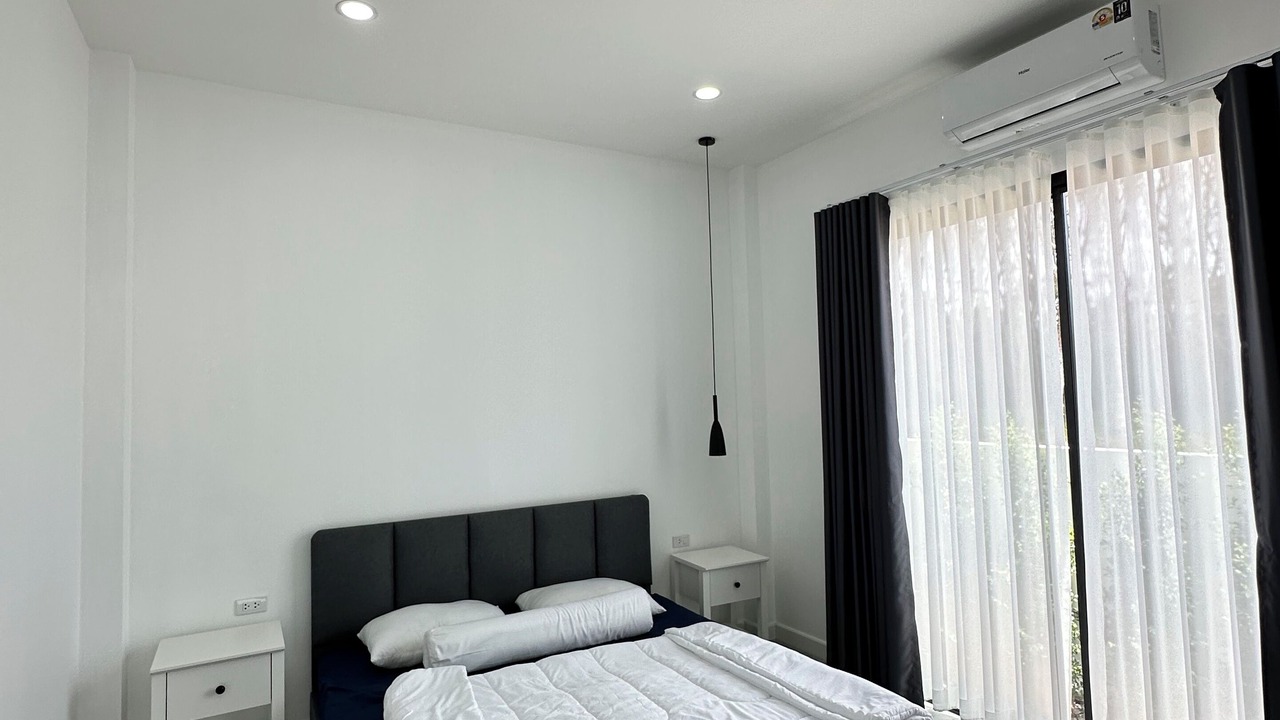 Photo of Bedroom in Nuea Khlong