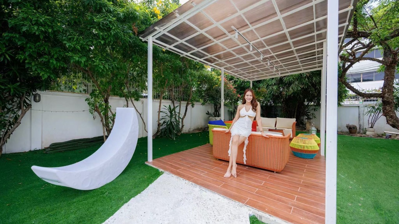 Photo of Outdoor in Khlong Tan Nuea