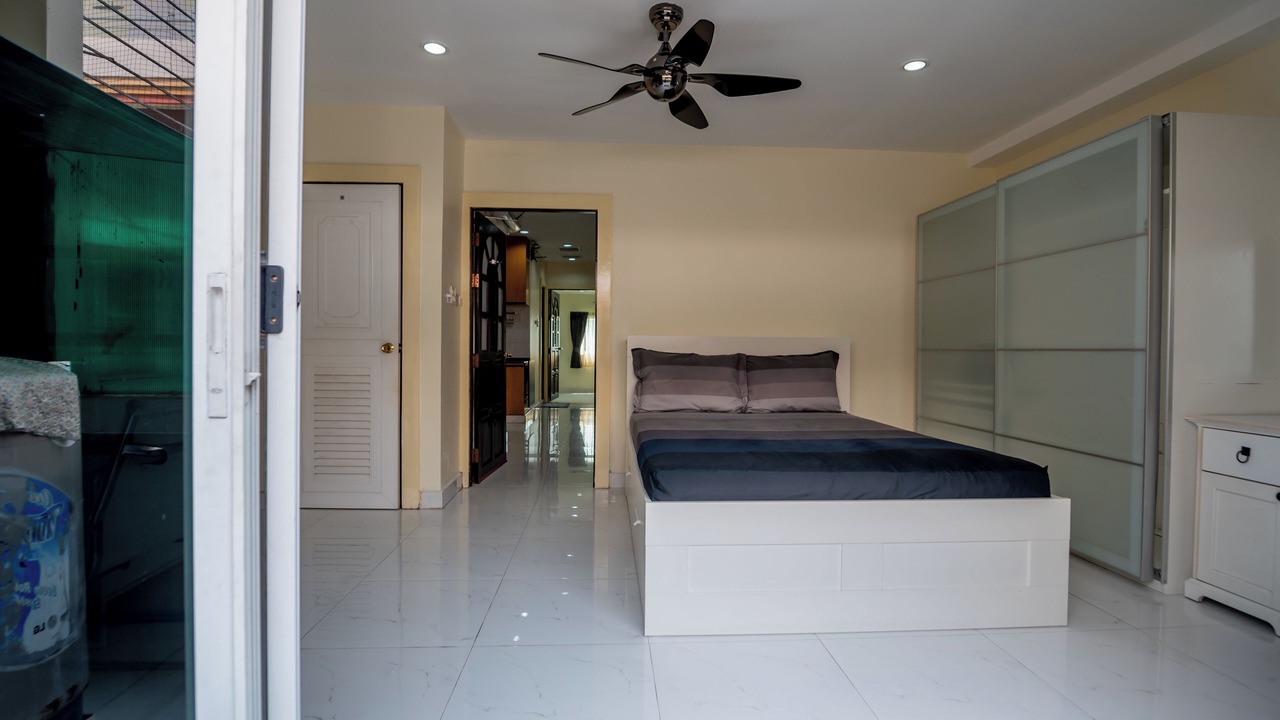 Photo of Bedroom in Wattana