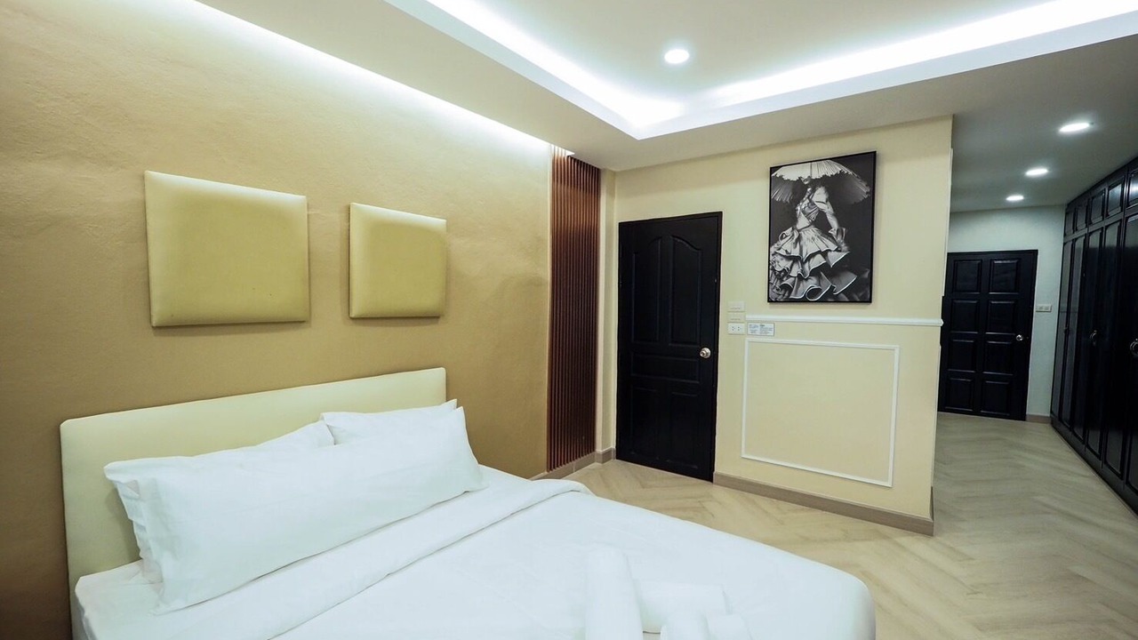 Photo of Bedroom in Sena Nikhom