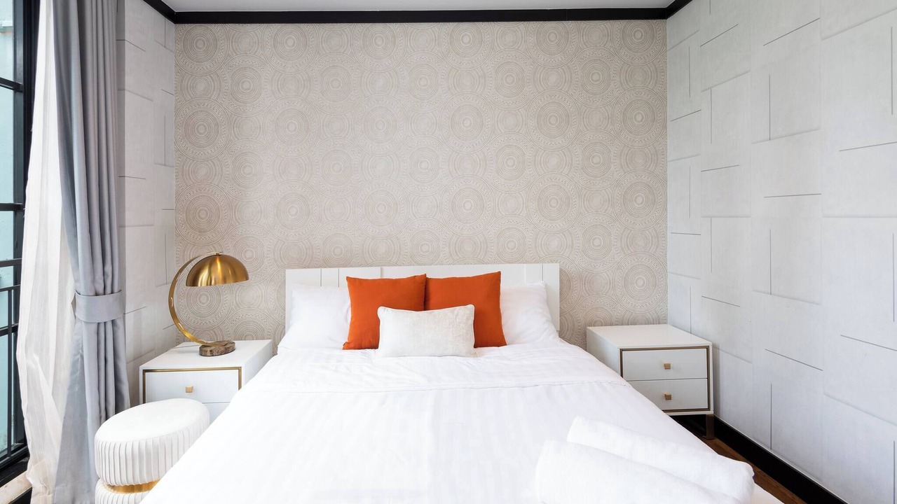 Photo of Bedroom in Phra Khanong Nuea