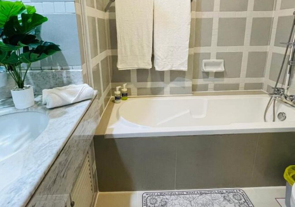 Photo of Bathroom in Khlong Tan