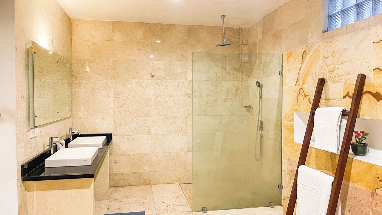 Photo of Bathroom in Senggigi