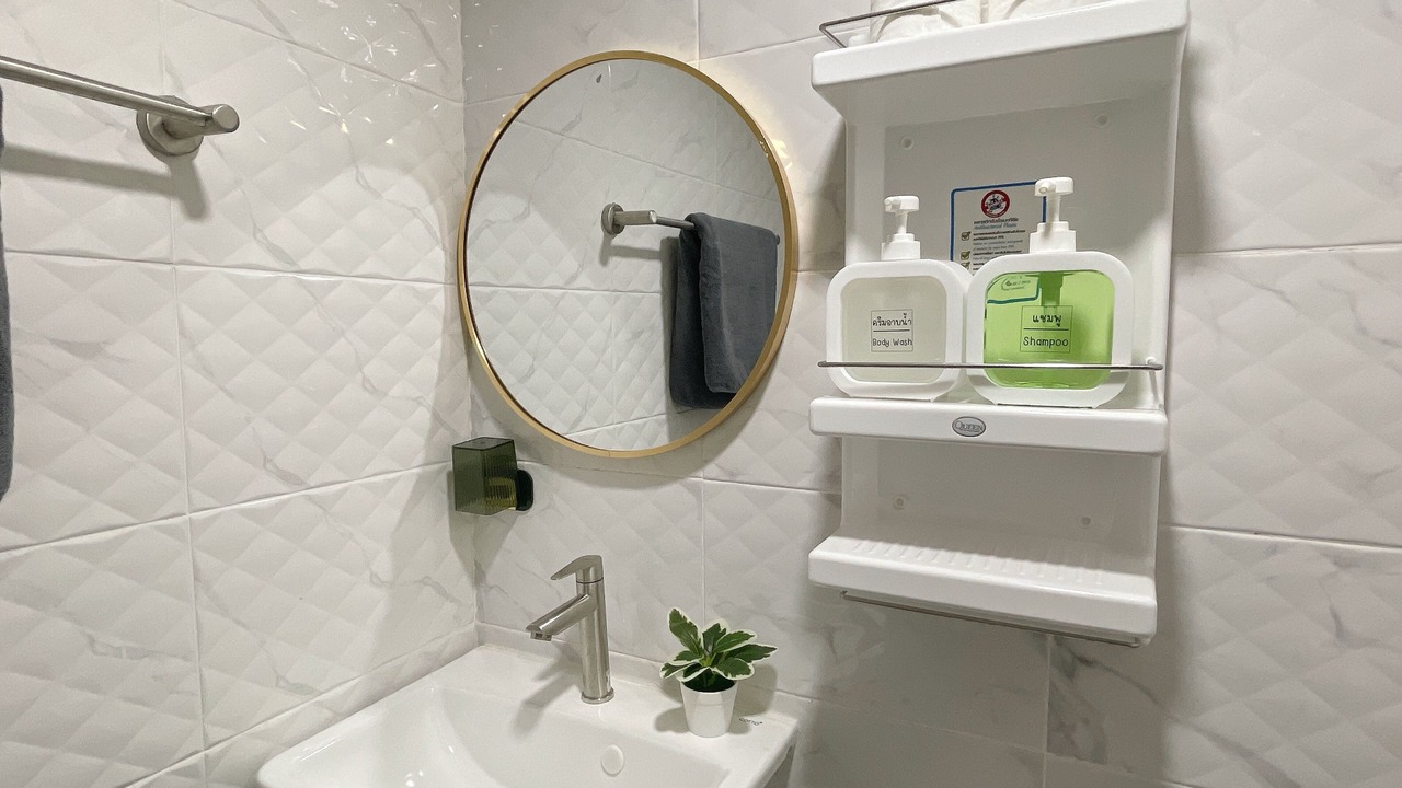 Photo of Bathroom in Phra Nakhon