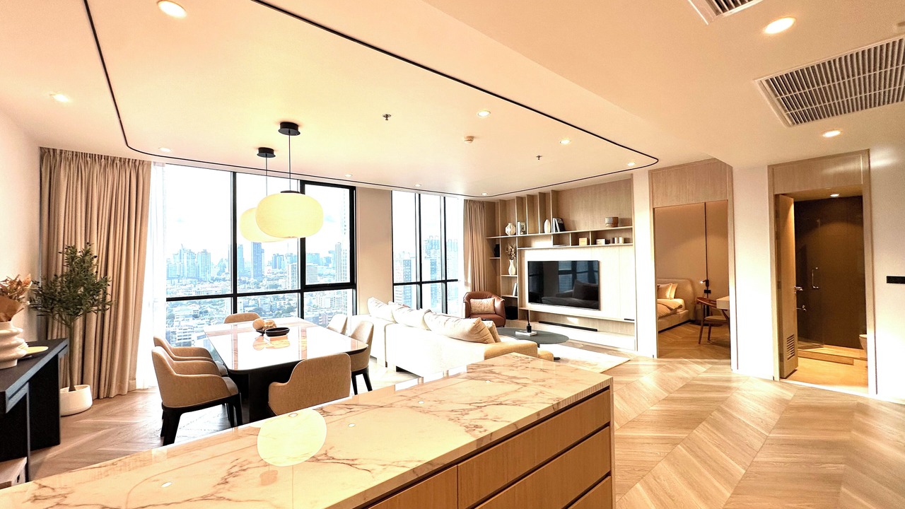 Photo of Livingroom in Khlong Tan Nuea