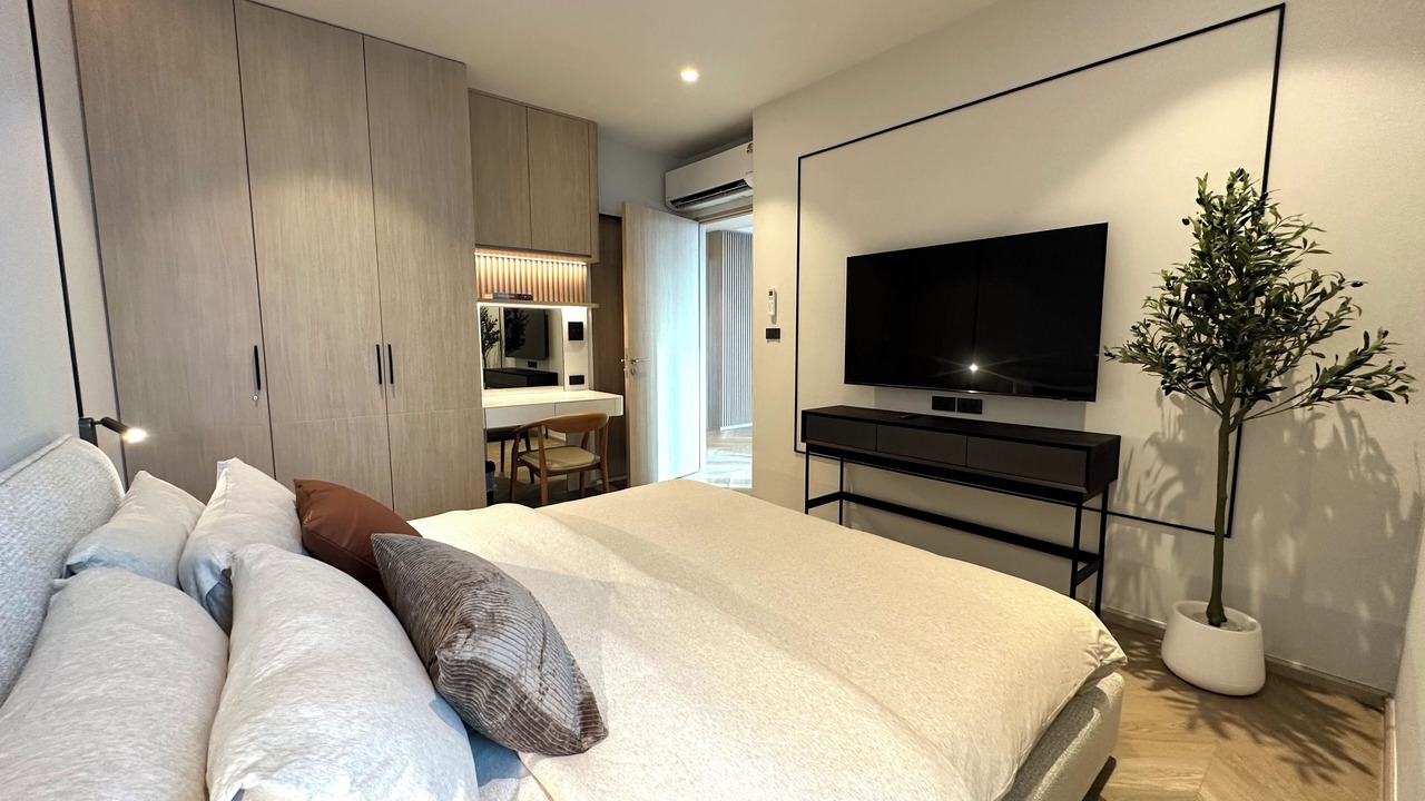 Photo of Bedroom in Khlong Tan Nuea