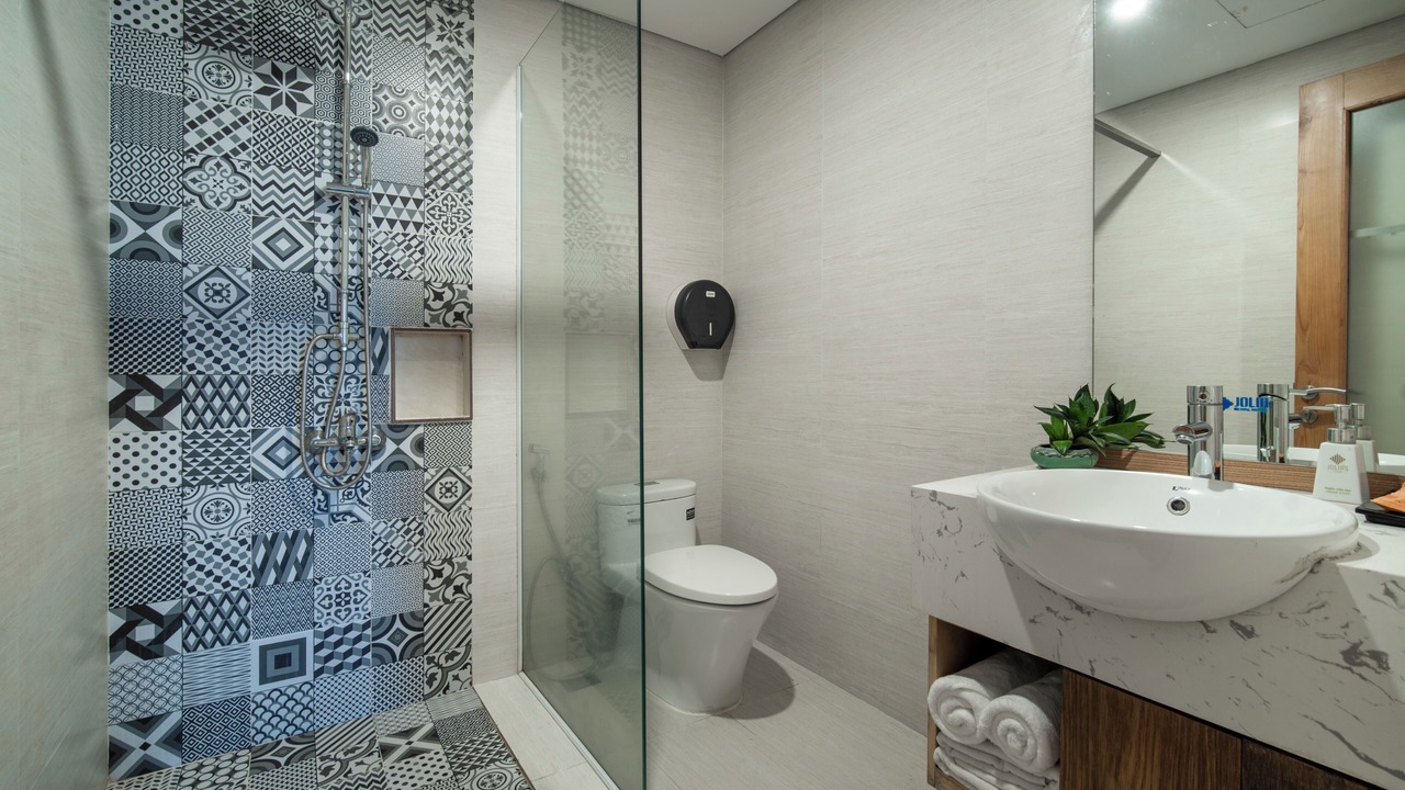 Photo of Bathroom in Ngu Hanh Son