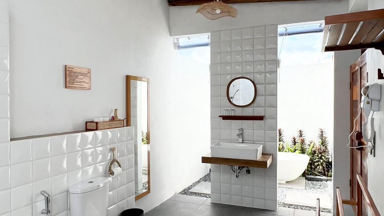 Photo of Bathroom in Telukbakau