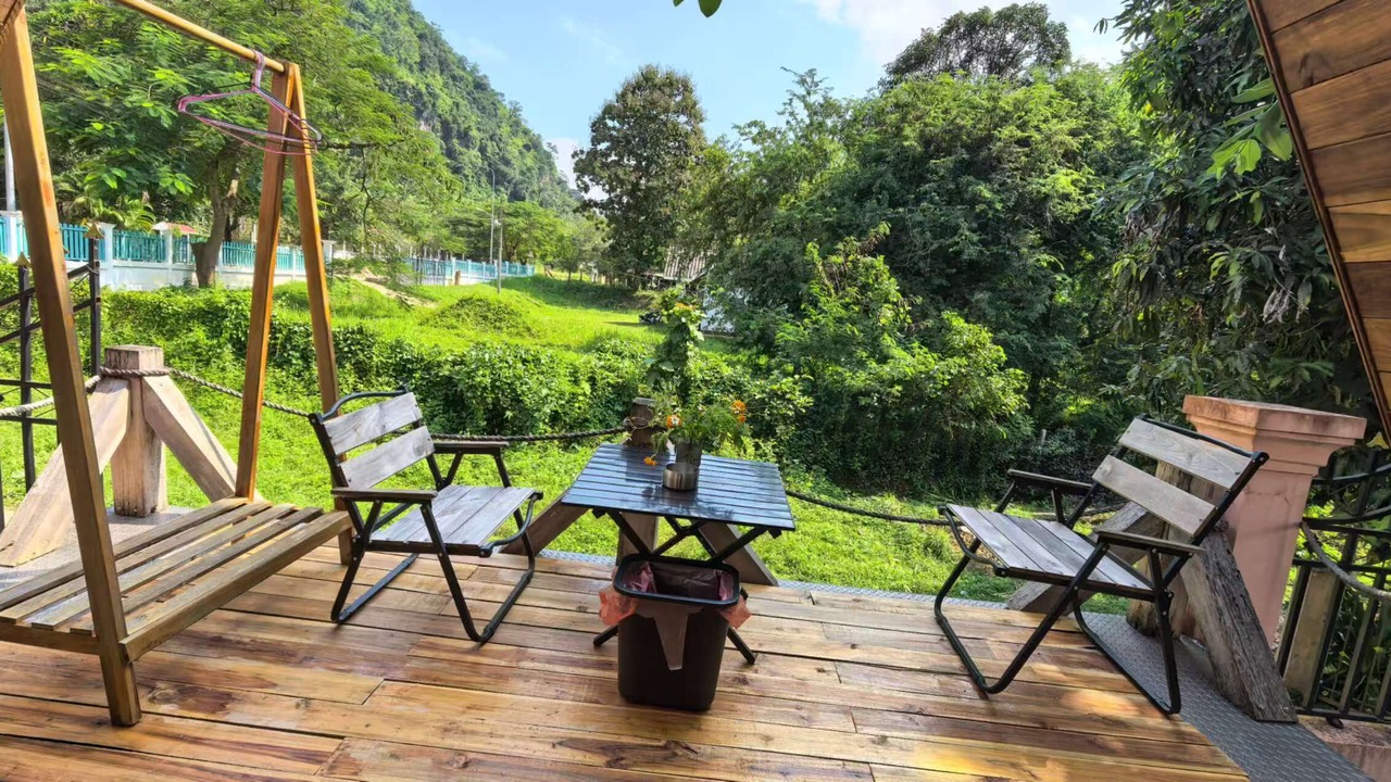 Photo of Patio Balcony in Nong Khiaw