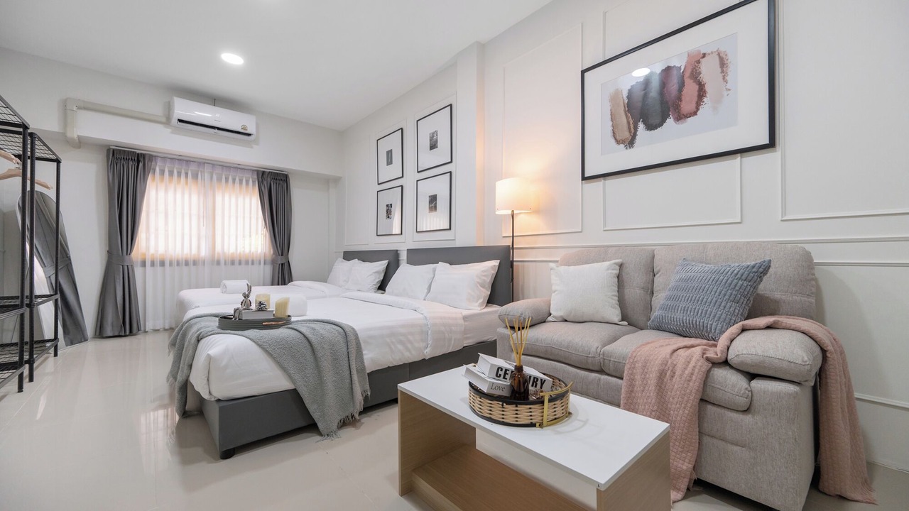 Photo of Bedroom in Pom Prap