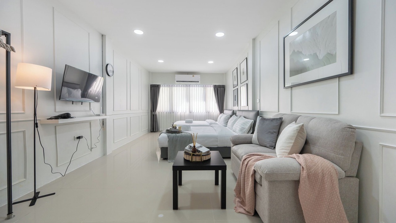 Photo of Livingroom in China Town