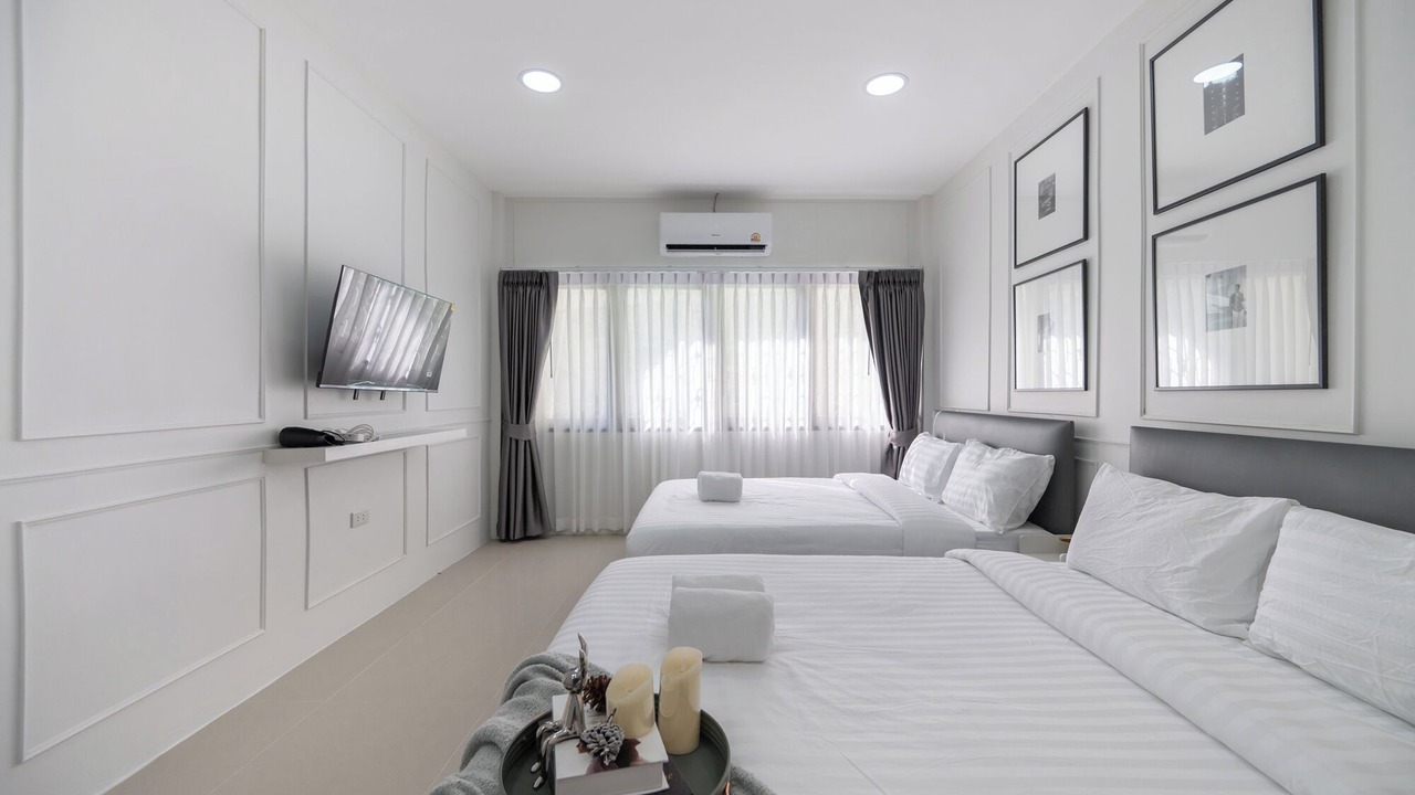 Photo of Bedroom in China Town