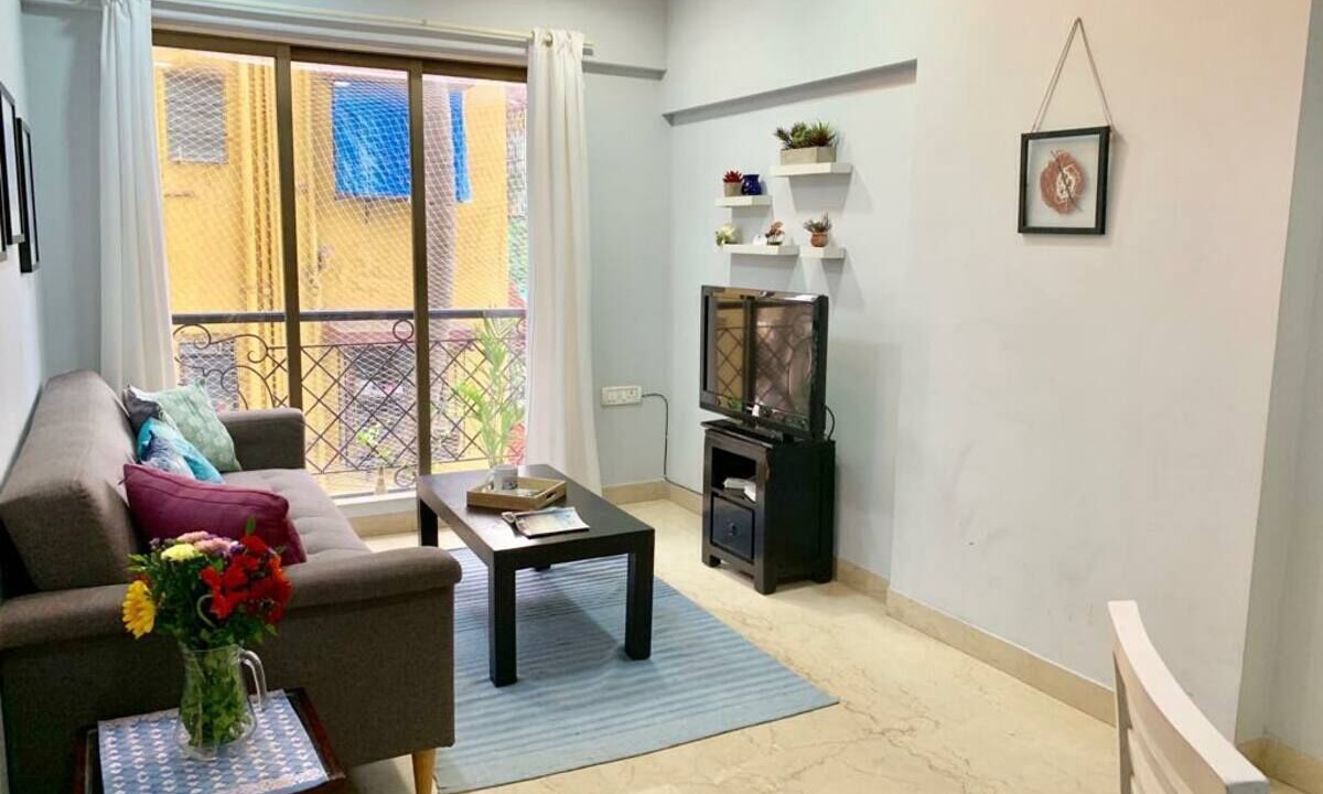 Photo of Livingroom in Pali Hill