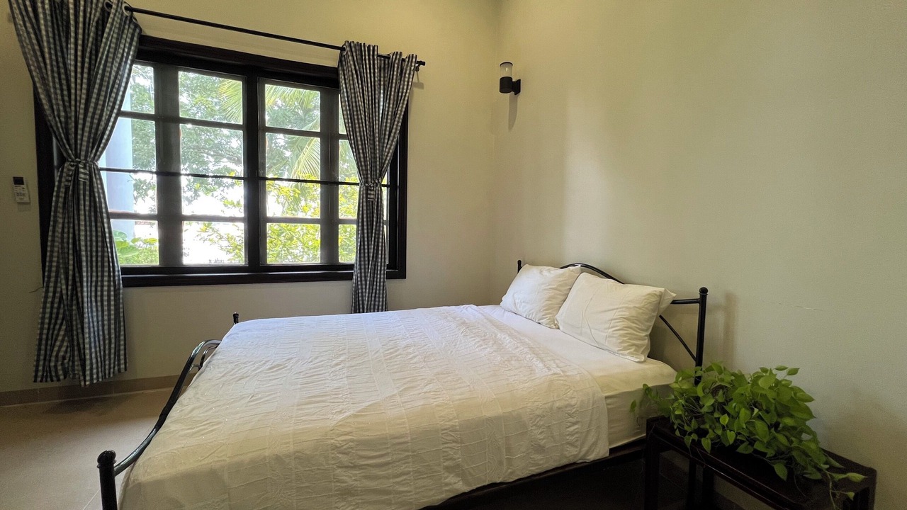 Photo of Bedroom in Hong Ngu