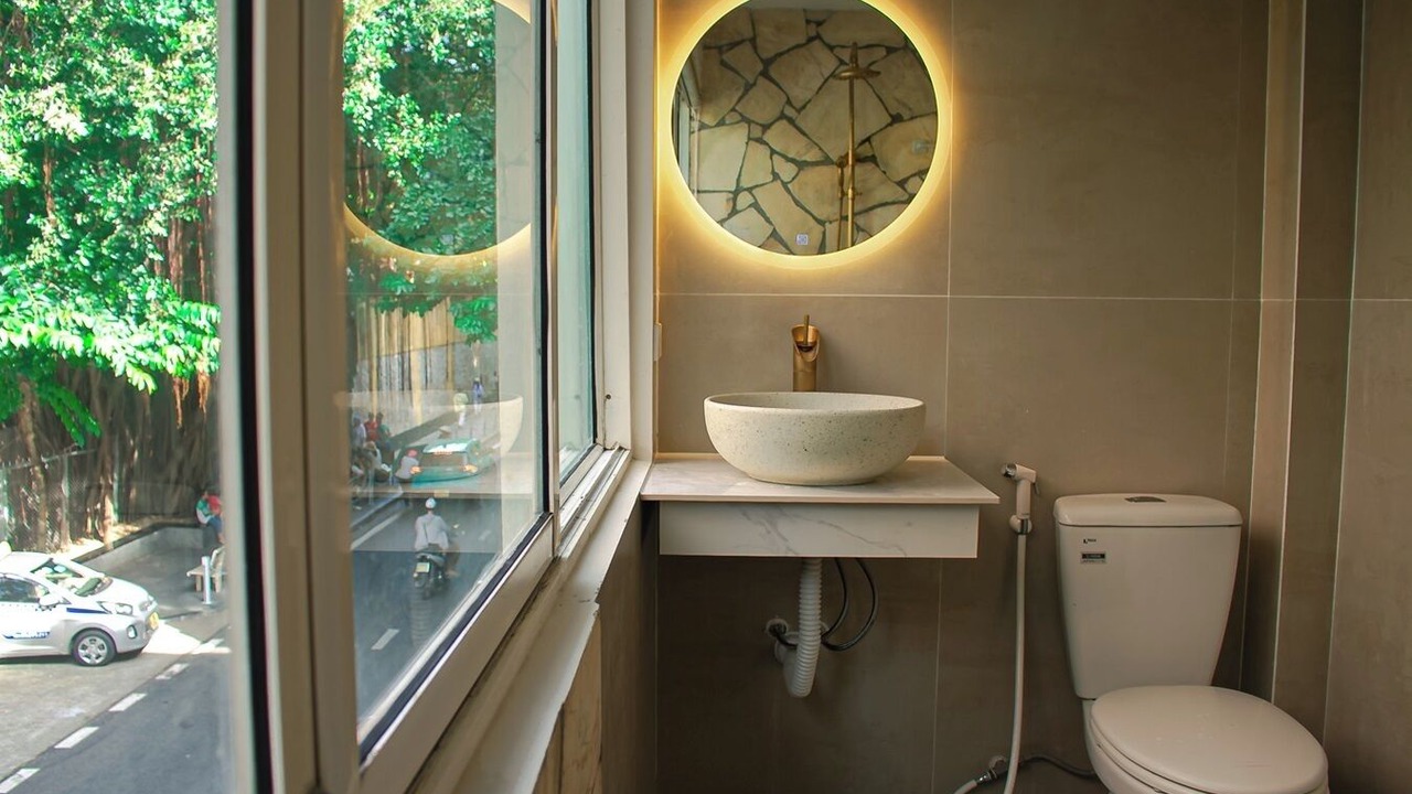 Photo of Bathroom in Old Quarter