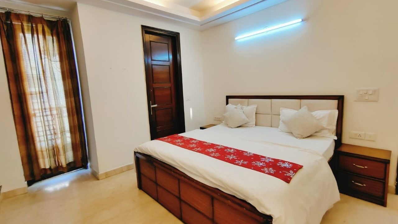 Photo of Bedroom in Saket