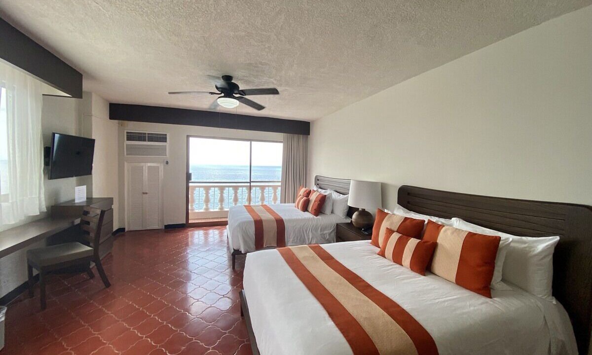 Photo of Bedroom in South Shore Hotel Area