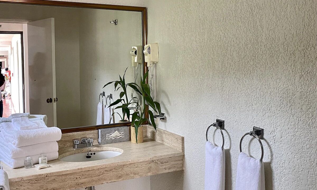 Photo of Bathroom in South Shore Hotel Area