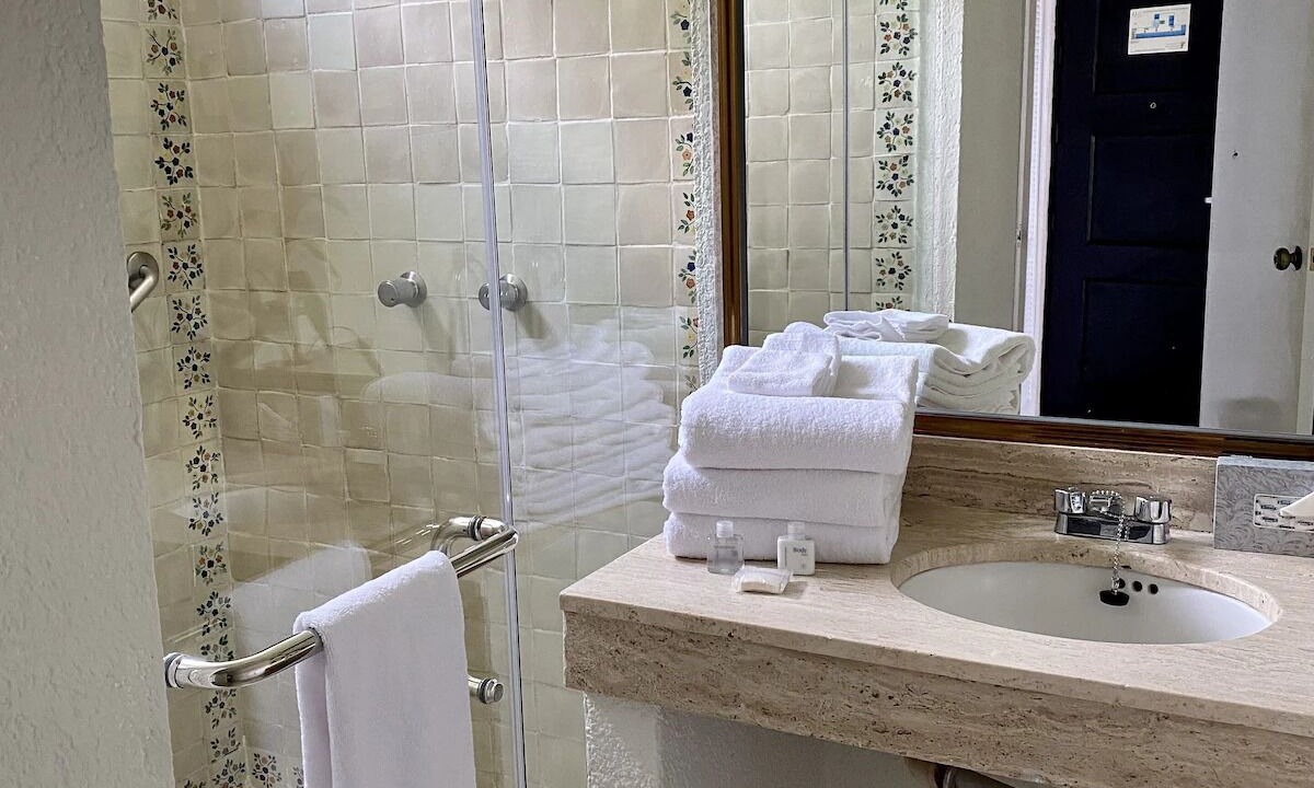 Photo of Bathroom in South Shore Hotel Area