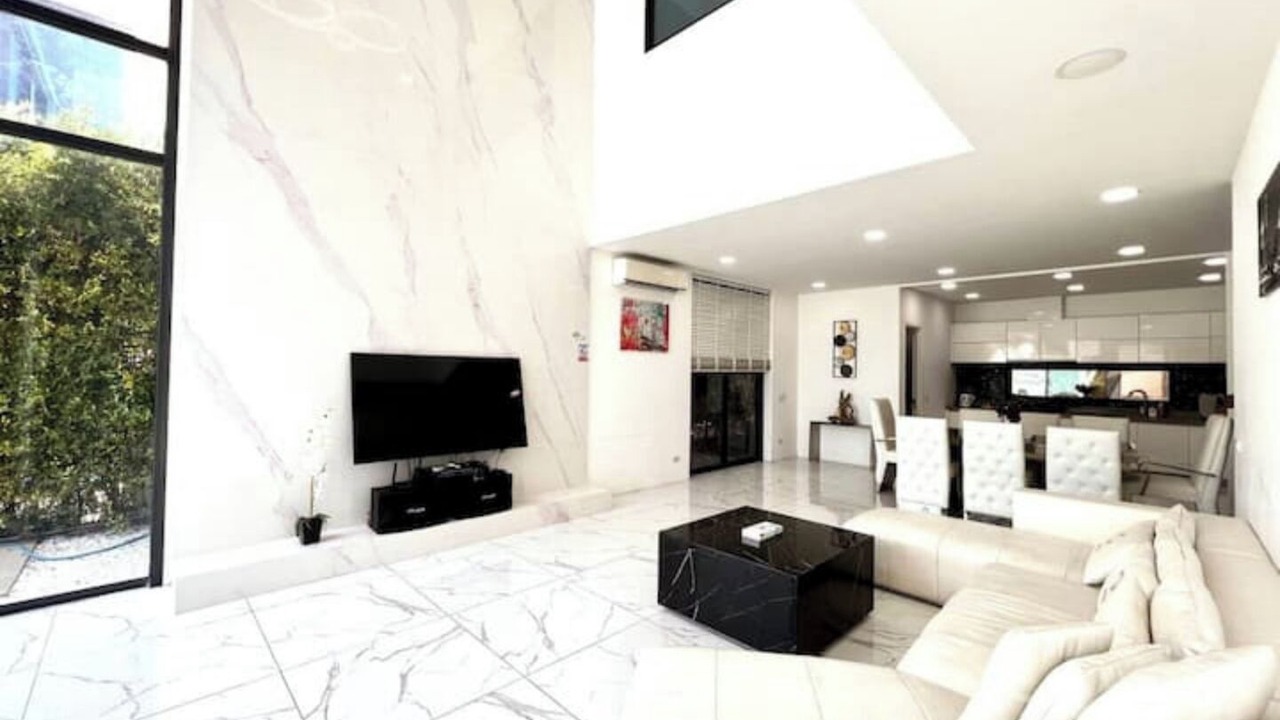 Photo of Livingroom in Nong Prue