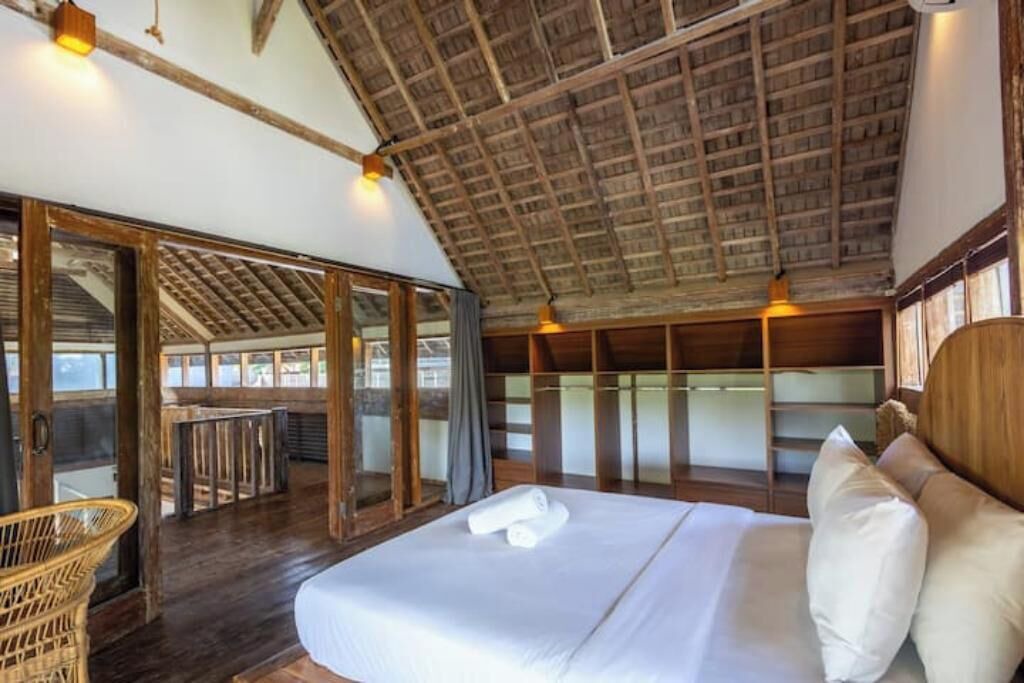 Photo of Bedroom in Kartika Plaza